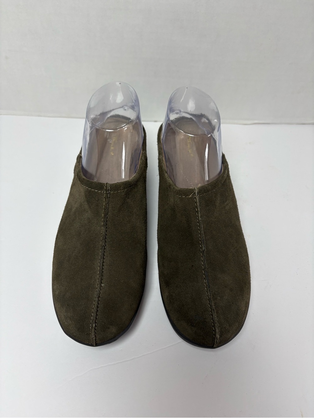 Thom McAn Alberta Olive Green Suede Wedge Heel Clogs Mules Size 9